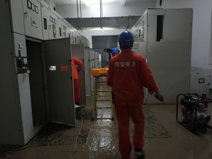 洪涝灾害电力设备外绝缘快速修复技术介绍